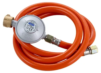 Produktbild von GastroHero Gasschlauch mit Druckminderer 50 mbar für Kombibräter TBG3-T