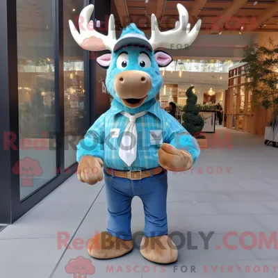 Image de Costume de mascotte REDBROKOLY d élan bleu ciel habillé avec un jean boyfriend et des nœuds papillons