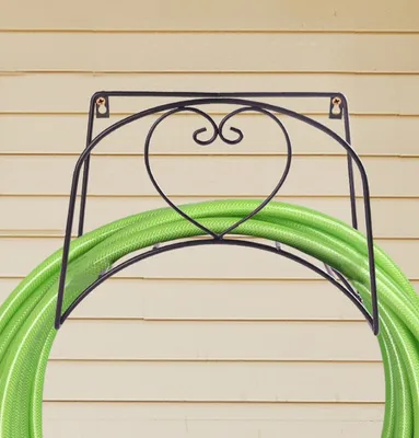 Image de Porte-tuyau d'arrosage en fonte | Porte-tuyau d'eau avec motif [cœur] - Accroche-tuyau d'arrosage [montage mural] - Schlauchbutler pour jardin, cour, garage | Suspension de tuyau en métal