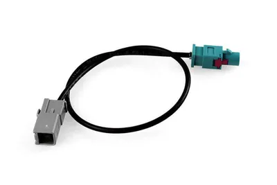 Zdjęcie produktu dla Oryginalna wtyczka adaptera anteny GPS Kufatec do VW Golf 6 7 Skoda Octavia 3 5E