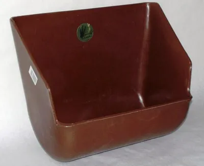 Produktbild von Kunststoff Futtertrog Sauentrog Schweinetrog 15 Liter braun