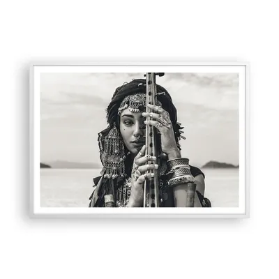 Produktbild von Gerahmtes Poster - Weißer Rahmen - Frau ethnisch Schmuck - 100x70 cm - Wand Bild - Wanddeko - Wandbilder - Kunstposter - Wandposter - Bilderrahmen - Bilder - Kunstdruck - P2WAA100x70-5027