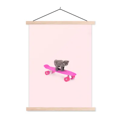 Produktbild von MuchoWow® Textilposter Katze - Kätzchen - Tiere - Skateboard - Rosa 120x160 cm mit holzfarbenen Rahmen - Plakatkarton