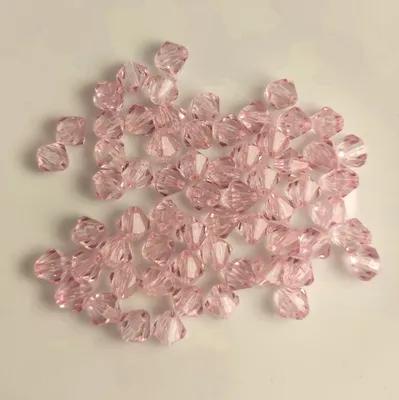Produktbild von Doppelkegel Bicone 100 Stück Acryl Perlen Kristall Lose Perlen mit Loch , 4 mm 100 Stück, Rosa