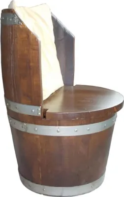 Produktbild von Casa Padrino Luxus Fass Stuhl Braun / Silber Ø 50 x H. 75 cm - Massivholz Weinfass Stuhl - Garten Terrassen Gastronomie Möbel