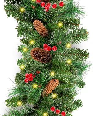 Produktbild von 9 Fuß lange, beleuchtete, vordekorierte Weihnachtsgirlande für Treppen, Kamin, Dekoration mit PVC-Spitzen, 50 Lichter, Tannenzapfen, Beeren – unbeflockt