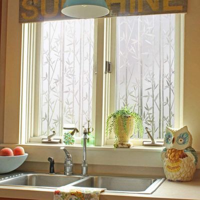 Alyvisun Fensterfolie Streifen Sichtschutzfolie Fenster 44.5×220cm [Länger  & Breiter], Selbsthaftend Blickdicht Fensterfolie mit Statischer Haftung  für Badezimmer Zuhause Büro : : Küche, Haushalt & Wohnen