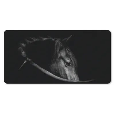 Produktbild von MuchoWow® Schreibtischunterlage Pferde - Porträt - Schwarz - Tiere 80x40 cm - XXL Mauspad - Gaming Mauspad