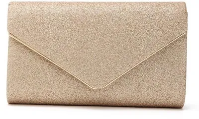 Image de Élégante pochette à bijoux couleur abricot, avec chaîne et fermoir à chaîne