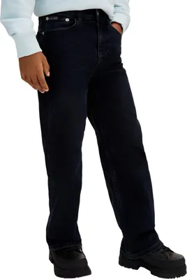 Immagine prodotto di Jeans da ragazzo Calvin Klein, modello Skater, vestibilità rilassata, colore nero (lavaggio blu pietra)