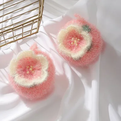 Produktbild von Blumenförmiges Geschirrspültuch in Rosa aus Acryl und Polyester, leicht, schnell trocknend und kratzfrei, mit Rand in zufälliger Farbe für Küche, Gläser und Fenster