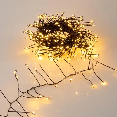 Produktbild von Draht Lichterkette warm weiß mit Timer und 8 Funktionen - 480 LED - Leuchtdraht schwarz 6 m für Außen und Innen mit Netzstecker