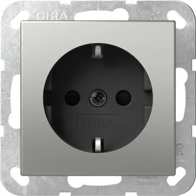 Productafbeelding van Gira stopcontact met aardingscontact, type F, 16 ampère, 250 volt, met verhoogde bescherming