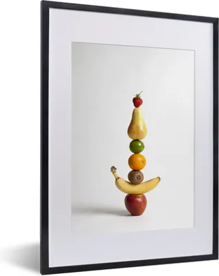 Produktbild von MuchoWow® MuchoWow® Gerahmtes Poster Obst - Turm - Weiß 30x40 cm - Poster mit zchwarzem Bilderrahmen - Wandposter Schlafzimmer