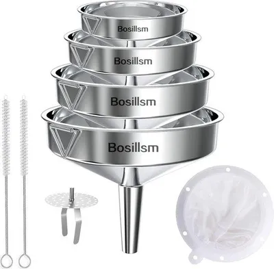 Produktbild von Famanu Trichter Set 4-teilig - Edelstahl mit abnehmbarer Sieb und Reinigungsbürste