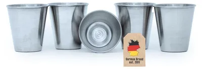 Imagen del producto de Vasos de acero inoxidable apilables Intirilife, pack de 5, de 85 ml. Ideales para camping, actividades al aire libre, como vasos de metal reutilizables, sin plástico y aptos para niños