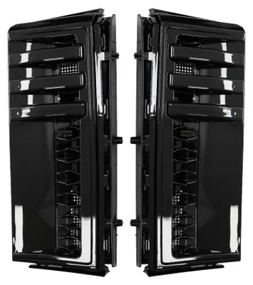 Imagen del producto de Aberturas laterales para el modelo Vogue III L322 02–12, tipo rejilla, acabado  "Autobiography".