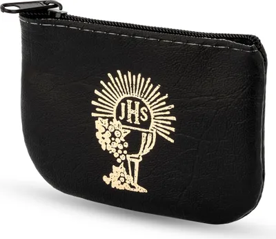 Produktbild von NKlaus Rosenkranz Kunstleder Etui schwarz 6x8cm motiv Kelch IHS Christusmonogramm 14441