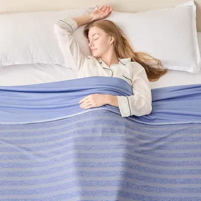 Productafbeelding van Koeldekbed Arc-Chill Q-Max >0,5, 228x228 cm, 2-in-1, dubbelzijdig, blauw, gestreept