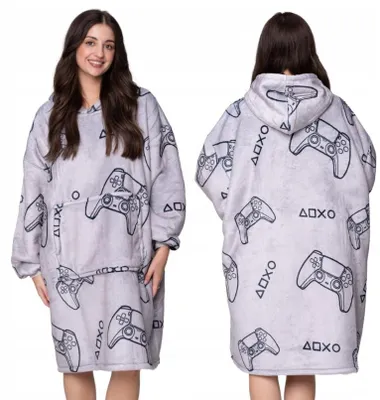 Produktbild von Oversize Deckenpullover XXL - Kuscheldecke mit Ärmeln - Fleece Gaming Gamer Motiv