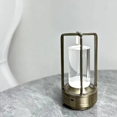 Immagine prodotto di Lampada LED portatile, ricaricabile, senza fili, 3 colori, dimmerabile, alimentata a batteria, piccola lampada da tavolo, per interni ed esterni, argento