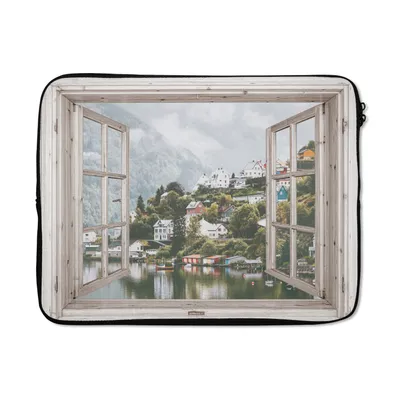 Produktbild von MuchoWow® Laptop Hülle 17 Zoll Laptoptasche Aussicht - Norwegen - Gebirge - Zipper - Schutzabdeckung