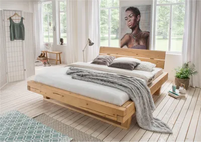 Produktbild von Bett Balkenbett UNIKA Massivholzbett aus Fichte mit geölter Oberfläche