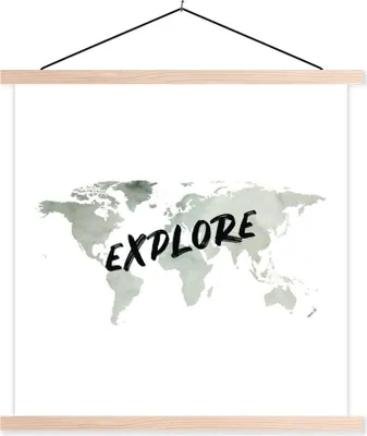 Produktbild von MuchoWow® Textilposter Weltkarte - Zitat - Aquarell 120x120 cm mit holzfarbenen Rahmen - Textil-Poster
