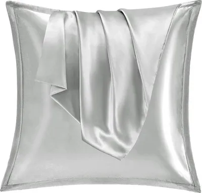 Productafbeelding van Famanu satijnen kussensloop, 60 x 60 cm - Lichtgrijs, met rits