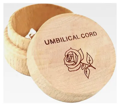 Produktbild von Zahnfee Box für Babyzähne aus Holz mit Rosenmuster