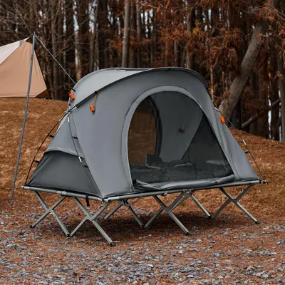 SoBuy Campingzelt OGS60-L-HG im Waldcamping mit Kiesboden und weiterem Zelt im Hintergrund