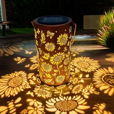Produktbild von Solar Laterne Outdoor Wasserdicht IP65 Sonnenblume Deko Hängend Gartenleuchte Metall mit LED Warmlicht für Terrasse Hof Balkon Geschenk Frauen Mama