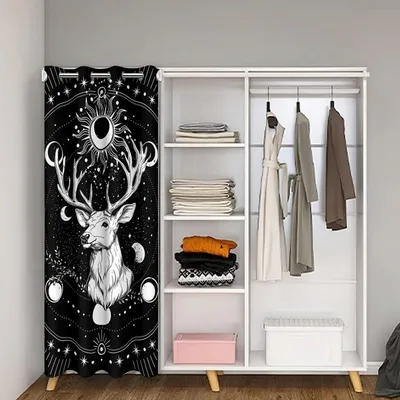 Obrázek produktu pro Závěs na dveře s motivem jelena, rozměry 132x203 cm, vhodný do dětského pokoje