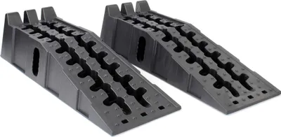 Obrázek produktu pro Wiltec nájezdová rampa pro automobily sada 2 kusů do nosnosti 5 t, robustní nájezdové rampy pro automobily z PP, klíny na kola 90,5 x 30 x 21,5 cm, klíny na kola s protiskluzovou základnou, ideální pro údržbářské práce