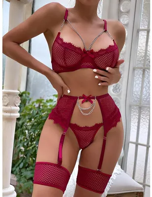 Productafbeelding van 3-delige Lingerieset Dames Wijnrood/Bordeaux met Kettingen – BH, Jarretelgordel en String
