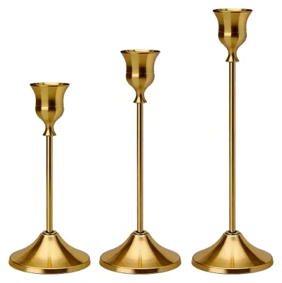 Produktbild von Kerzenständer Set in Gold-Bronze – Minimalistischer Stabkerzenhalter aus Metall – Dekorativer Halter für Hochzeit und Tafel – Elegante Alternative zu Adventskranz