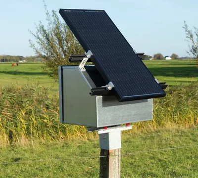 Produktbild von Gallagher Monokristallines Solarmodul/Solarpanel 60 Watt mit Regler