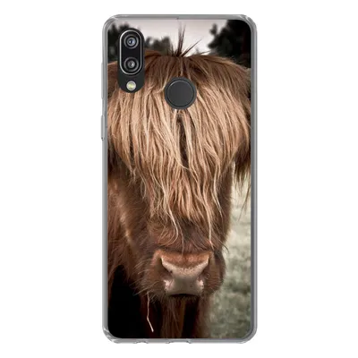 Produktbild von MuchoWow® Handyhülle Schutzhülle Hülle für Huawei P20 Lite (2020) Schottischer Highlander - Baum - Gras Silikon Softcase Handy Hülle - Kartenhalter