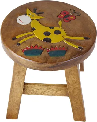 Produktbild von Kinderhocker Holz Giraffe | Massivholz, rund, 25 cm | Handgefertigter Holzhocker fürs Kinderzimmer – geschnitztes, handbemaltes Motiv, jedes Stück ein Unikat