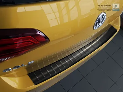 Zdjęcie produktu dla Osłona krawędzi bagażnika VW Golf VII. 2012-2017 (hatchback, ciemna, matowa)
