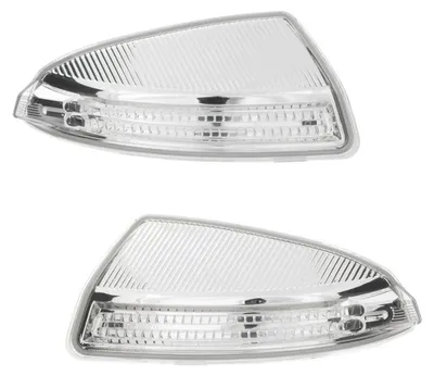 Für Mercedes W204 S204 C-Klasse 2007-2011 Spiegel Blinker LINKS + RECHTS in der Farbe von GOLDCAR