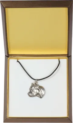 Zdjęcie produktu dla Amerykański Staffordshire terrier, Amstaff, Amstaf II - naszyjnik z psem w pudełku prezentowym, posrebrzany medalion dla fana psów, efektowna zawieszka marki Art-Dog