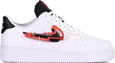Produktbild von Nike Air Force 1 Low Premium Karabiner weiß Swoosh rot DH7579100