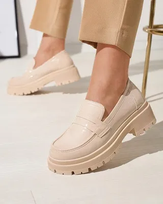 Produktbild von Beige lackierte Mokassins für Damen Noppel Footwear, Größe 38