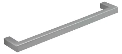 Imagen del producto de Tirador de mueble de zamak con acabado cromado mate, de 160 mm