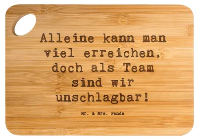 Produktbild von Mr. & Mrs. Panda Schneidebrett Spruch Im Team zusammenarbeiten - Transparent - Geschenk, Hackbrett, Vertrauem, Erfolg, Stärke, Frühstücksbrett, Brett, Hoffnung, Trost
