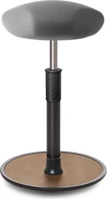 Produktbild von Sitz- Stehhocker Free Tall Triangel Gestrick Grau schwarz /Natur.