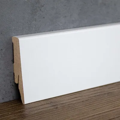 Produktbild von PROVISTON | Sockelleiste | Eckiges Profil | 18 x 58 x 2500 mm | MDF foliert | Weiß | Klassische Fußleiste | 2.5 Meter