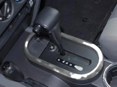 Zdjęcie produktu dla Osłona automatycznej skrzyni biegów ze stali nierdzewnej Jeep Wrangler JK 07-11