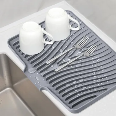 Produktbild von Omgoods – Silikon-Abtropfmatte für die Küche (40 x 33 cm)